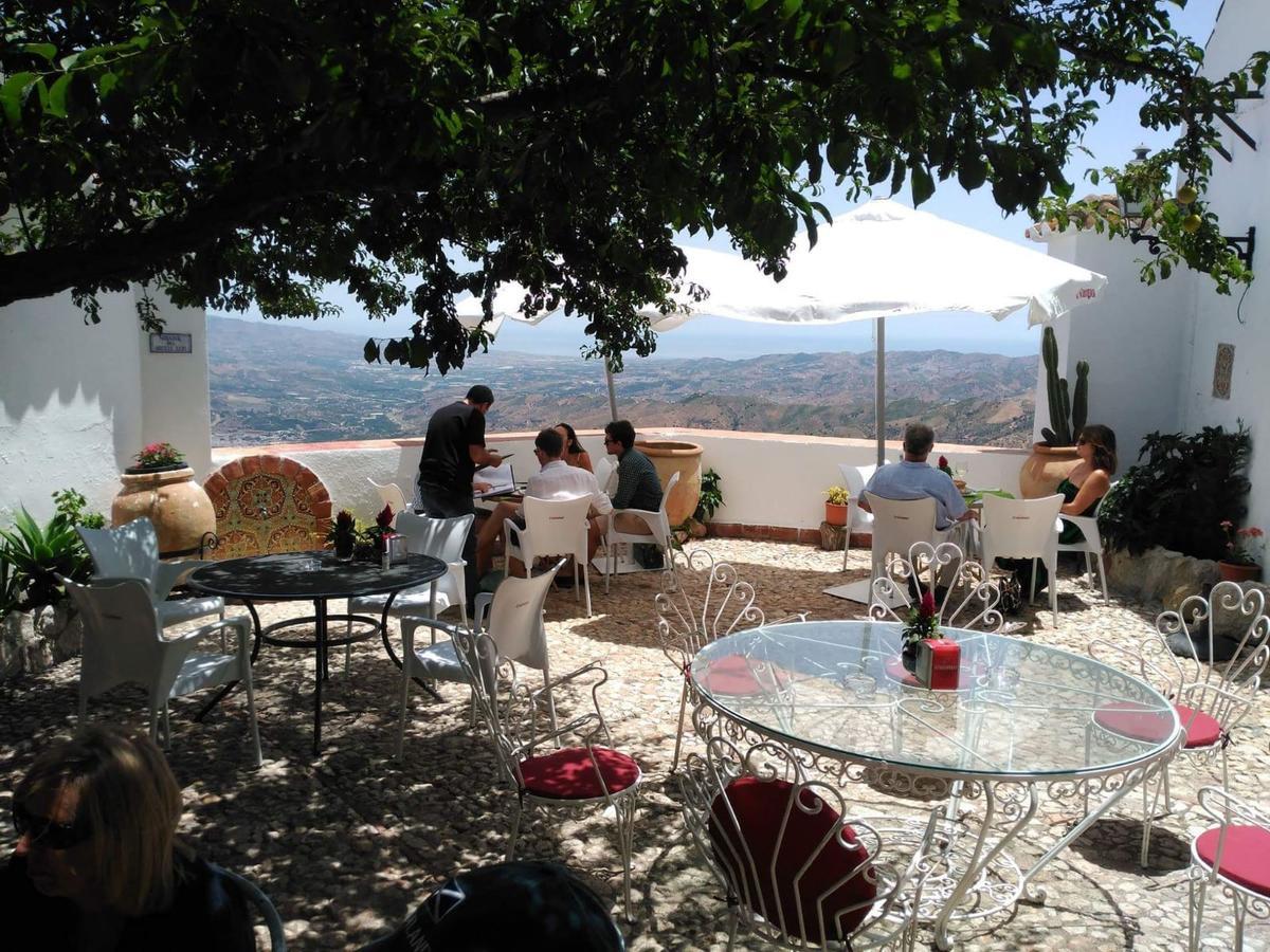 Comares Hotel-Museo Molino De Los Abuelos מראה חיצוני תמונה